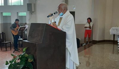Monsenhor Eustáquio vem a São Gotardo para revisitar sua origem sacerdotal